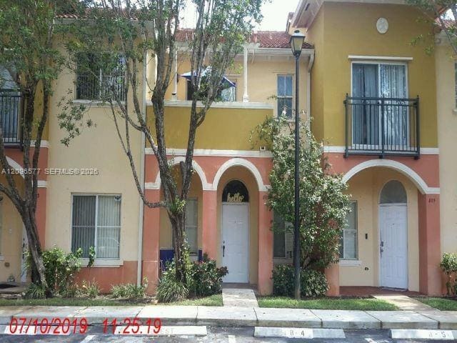 804 N Santa Catalina Circle, North Lauderdale, FL 33068