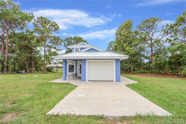 64 NE Acacia Trail, Jensen Beach, FL 34957