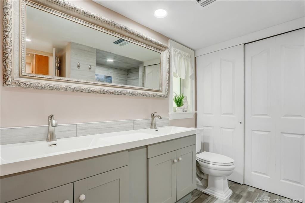 64 NE Acacia Trail, Jensen Beach, FL 34957 photo 16