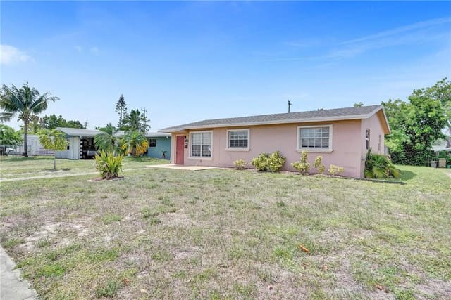 7741 NW 33RD Street, Davie, FL 33024
