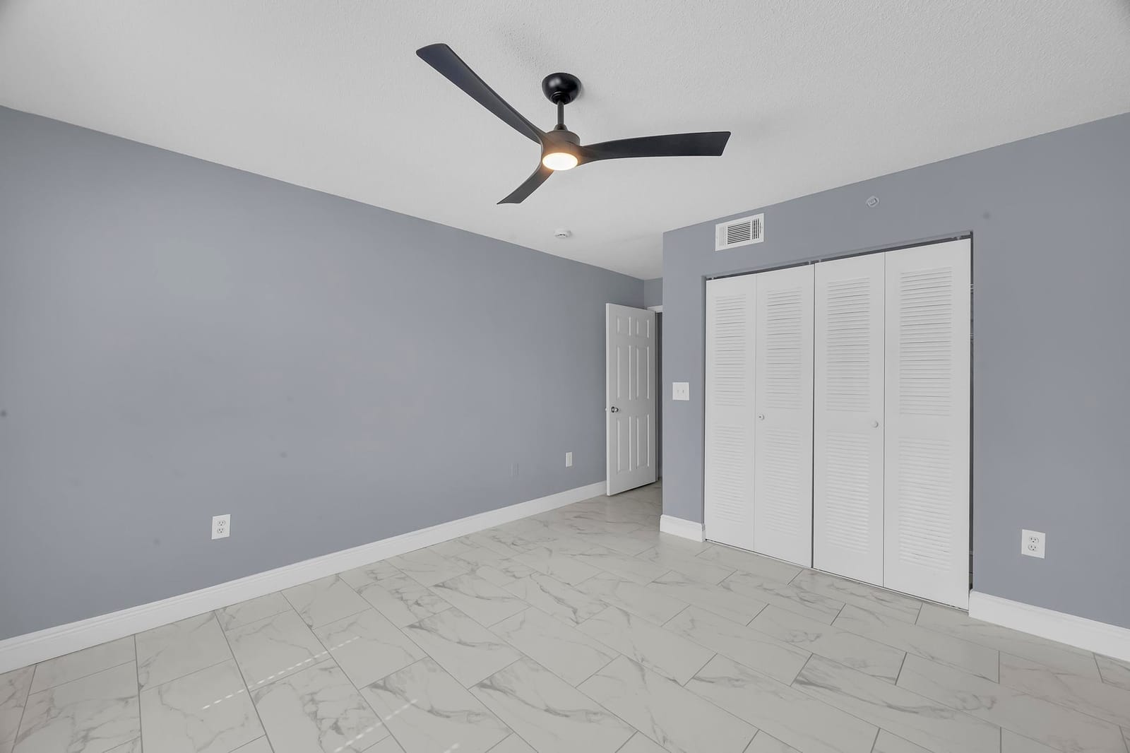 3660 NW MEDITERRANEAN Lane 203, Jensen Beach, FL 34957 photo 15