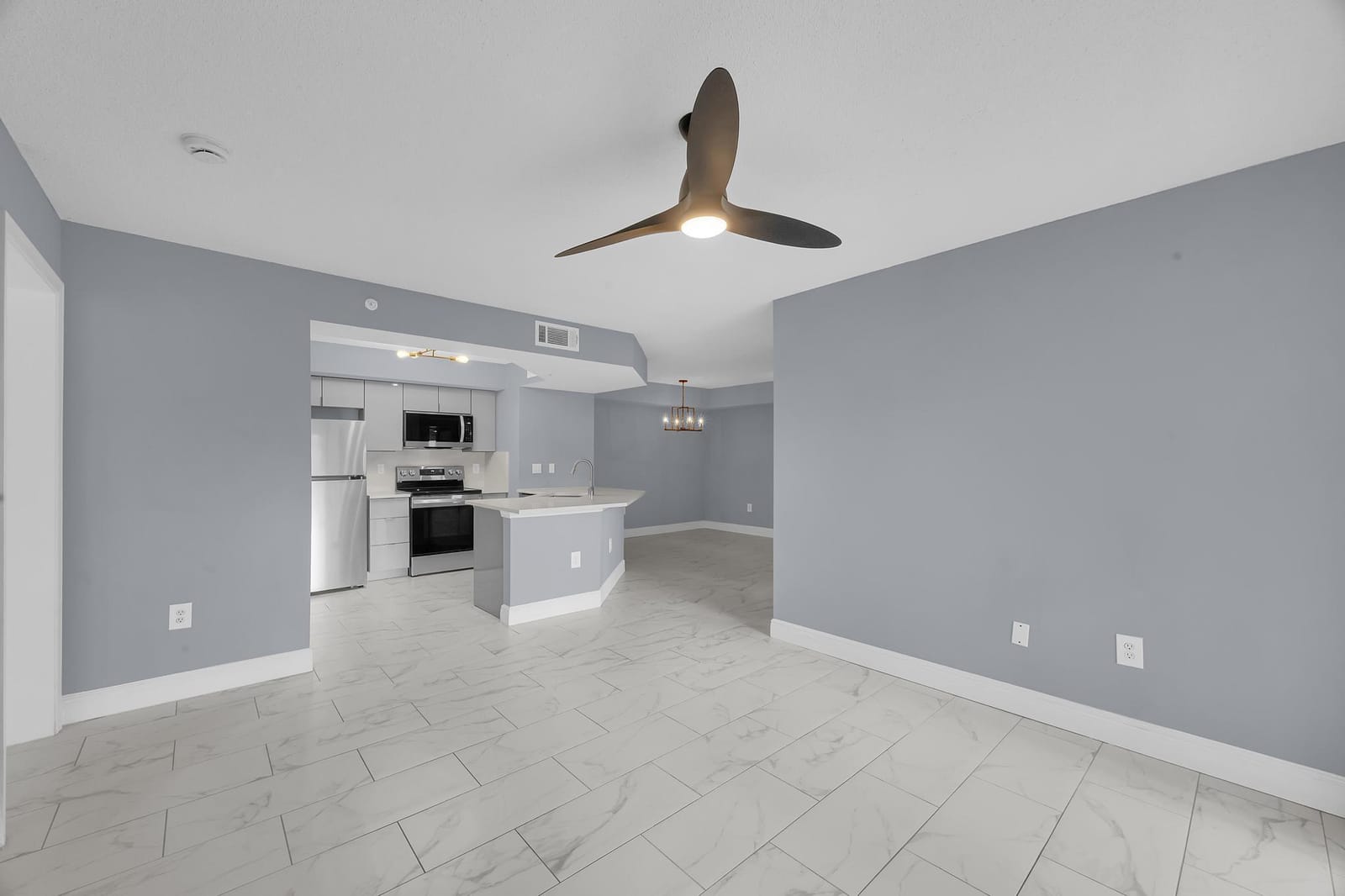 3660 NW MEDITERRANEAN Lane 203, Jensen Beach, FL 34957 photo 7
