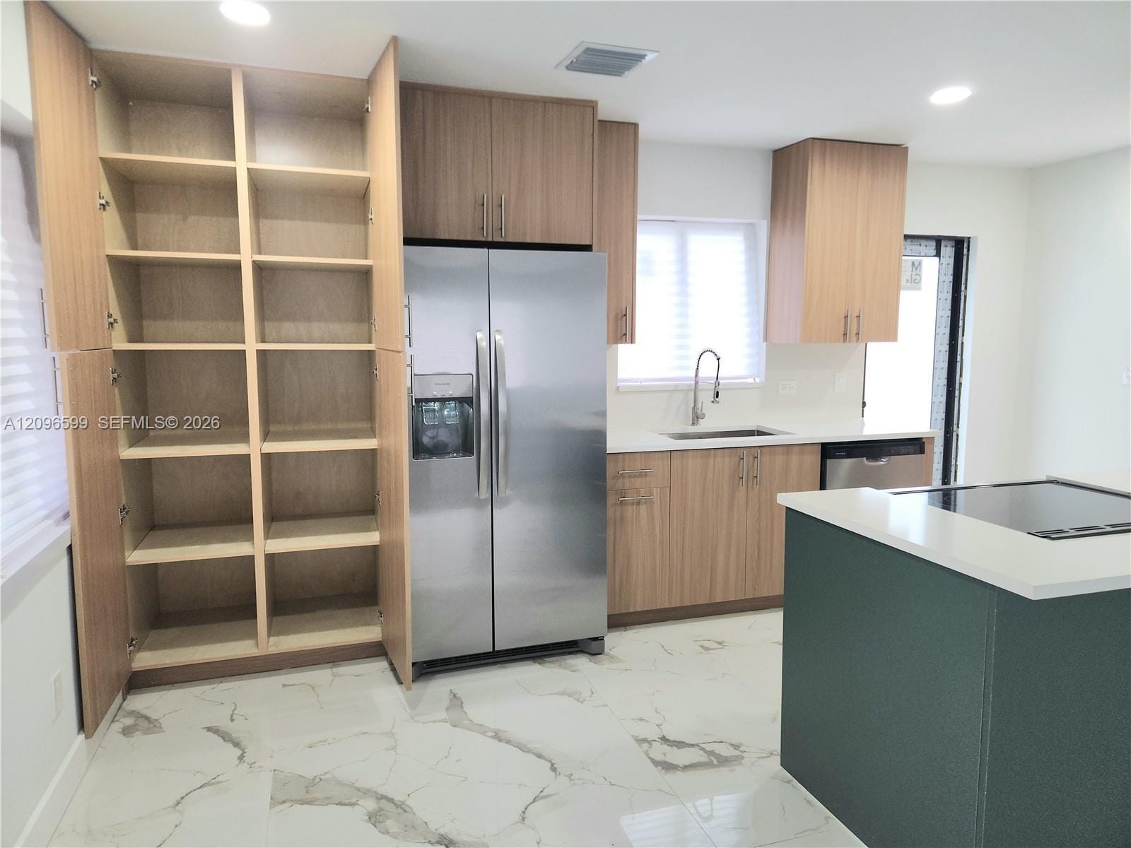 412 NW 21st Terrace, Fort Lauderdale, FL 33311 photo 5