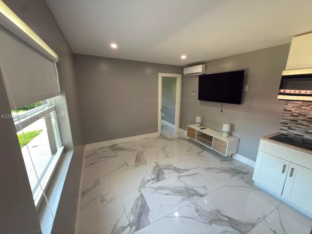 4910 SW 28th Terrace 1, Dania Beach, FL 33312 photo 3