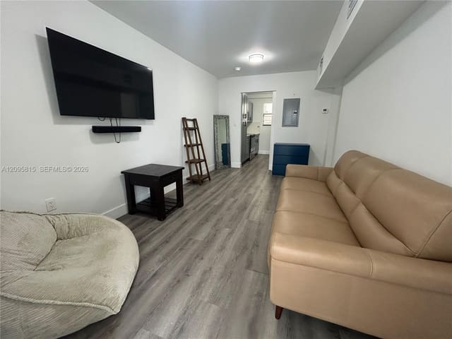 628 SW 21st Avenue 1, Miami, FL 33135
