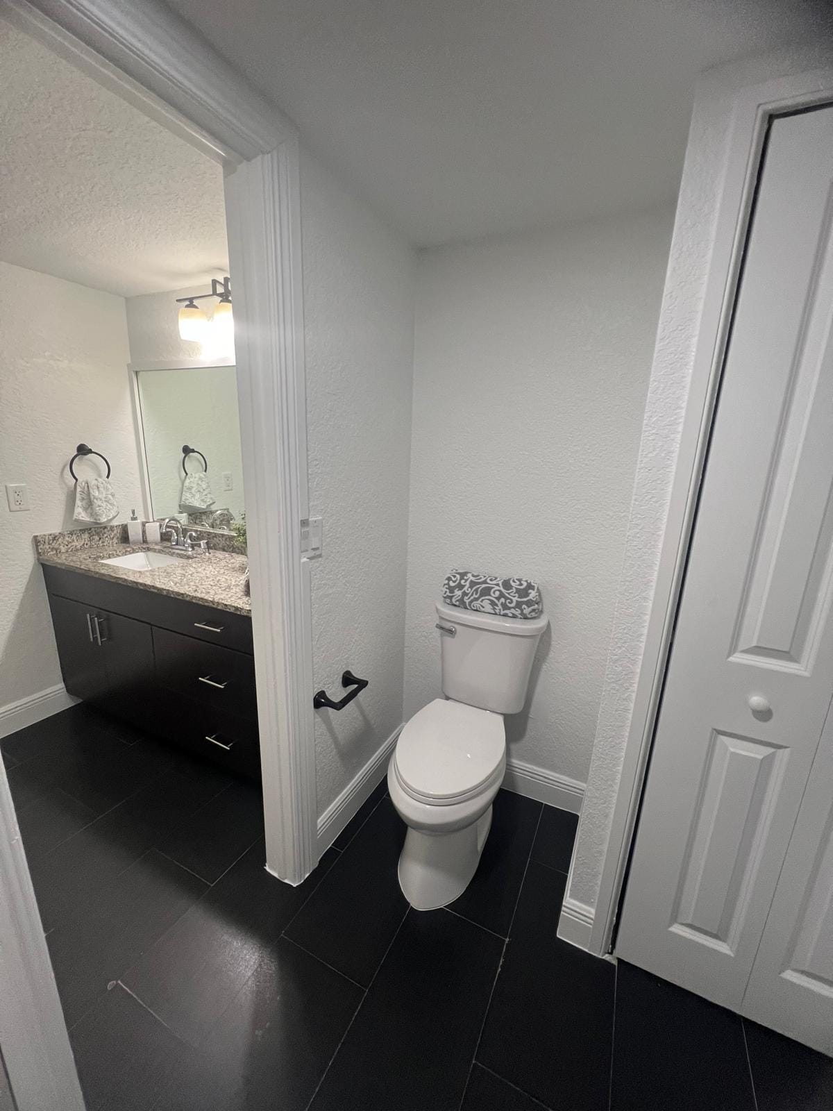 2315 Caroma Lane — photo 7