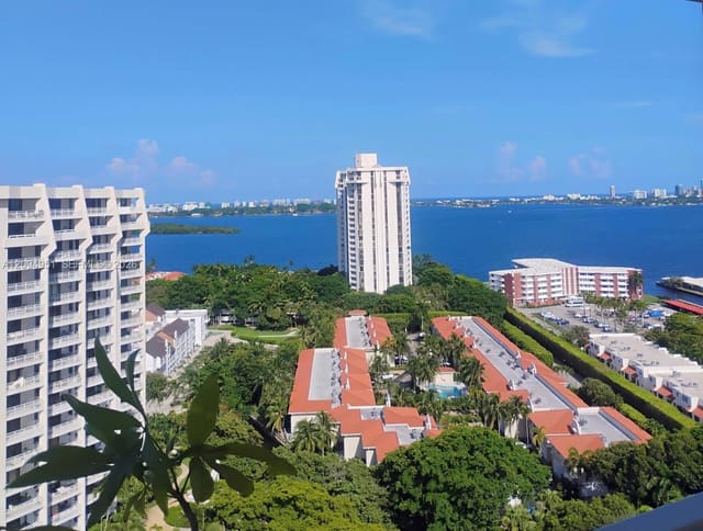 2000 Towerside Terrace TS1, Miami, FL 33138