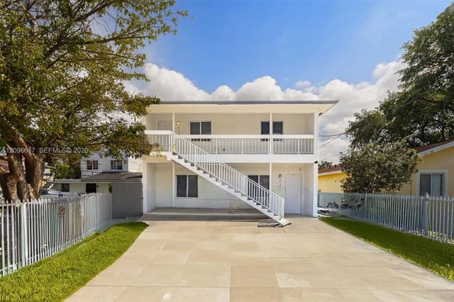 2132 NW 47th Street, Miami, FL 33142
