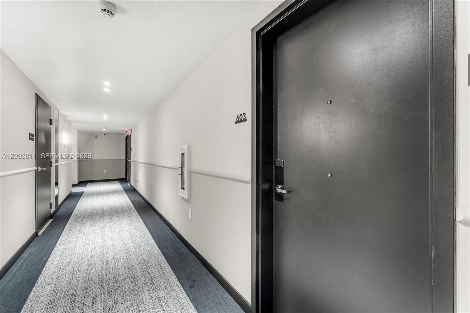 4220 Laguna 603 — photo 5