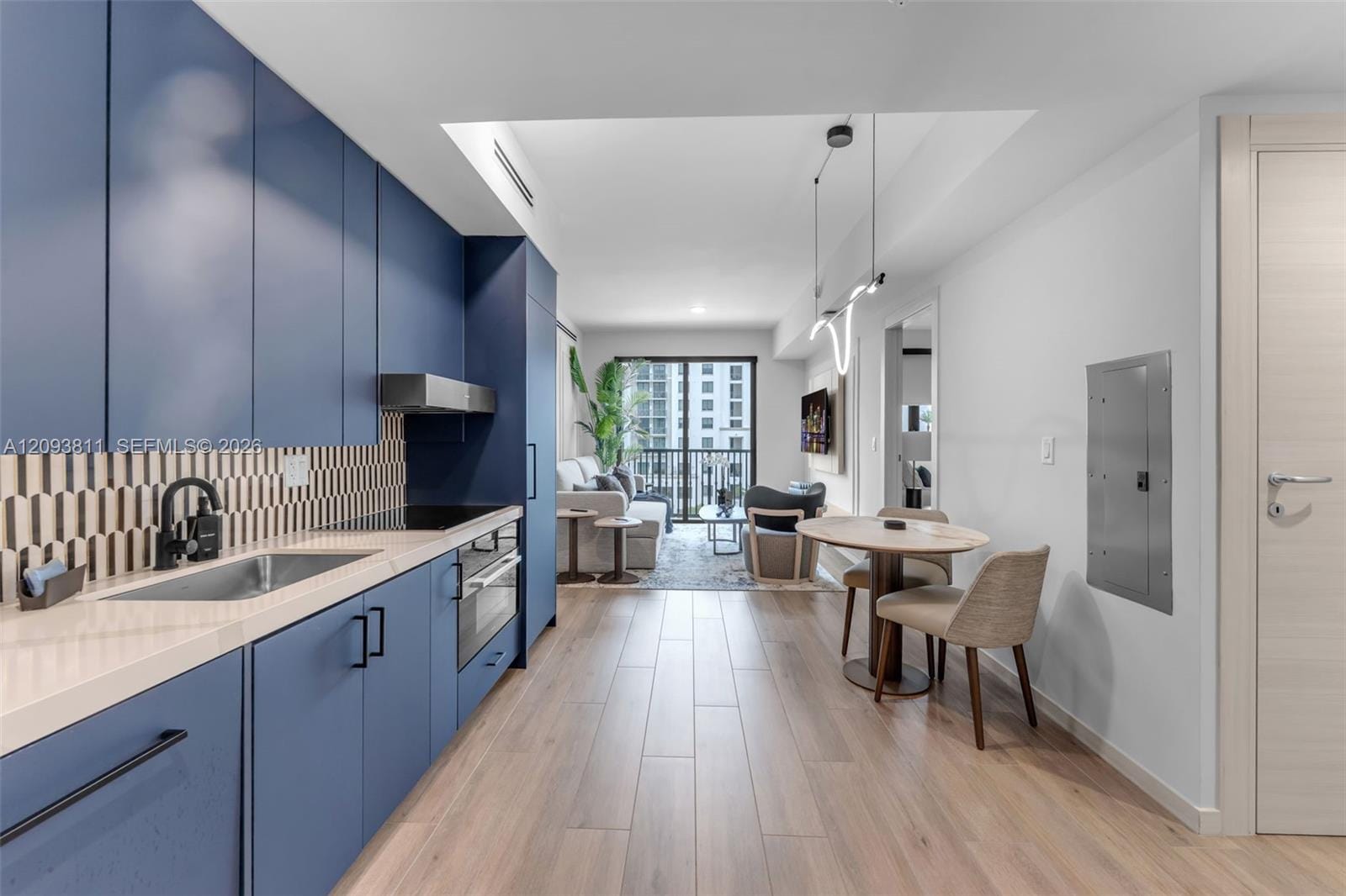 4220 Laguna 603 — photo 6