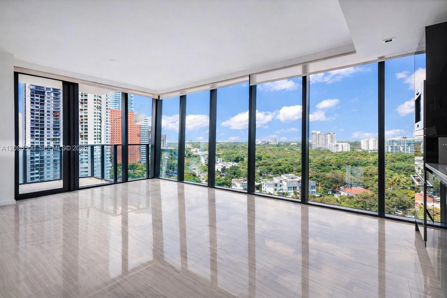 1451 Brickell Avenue 1404 — photo 3