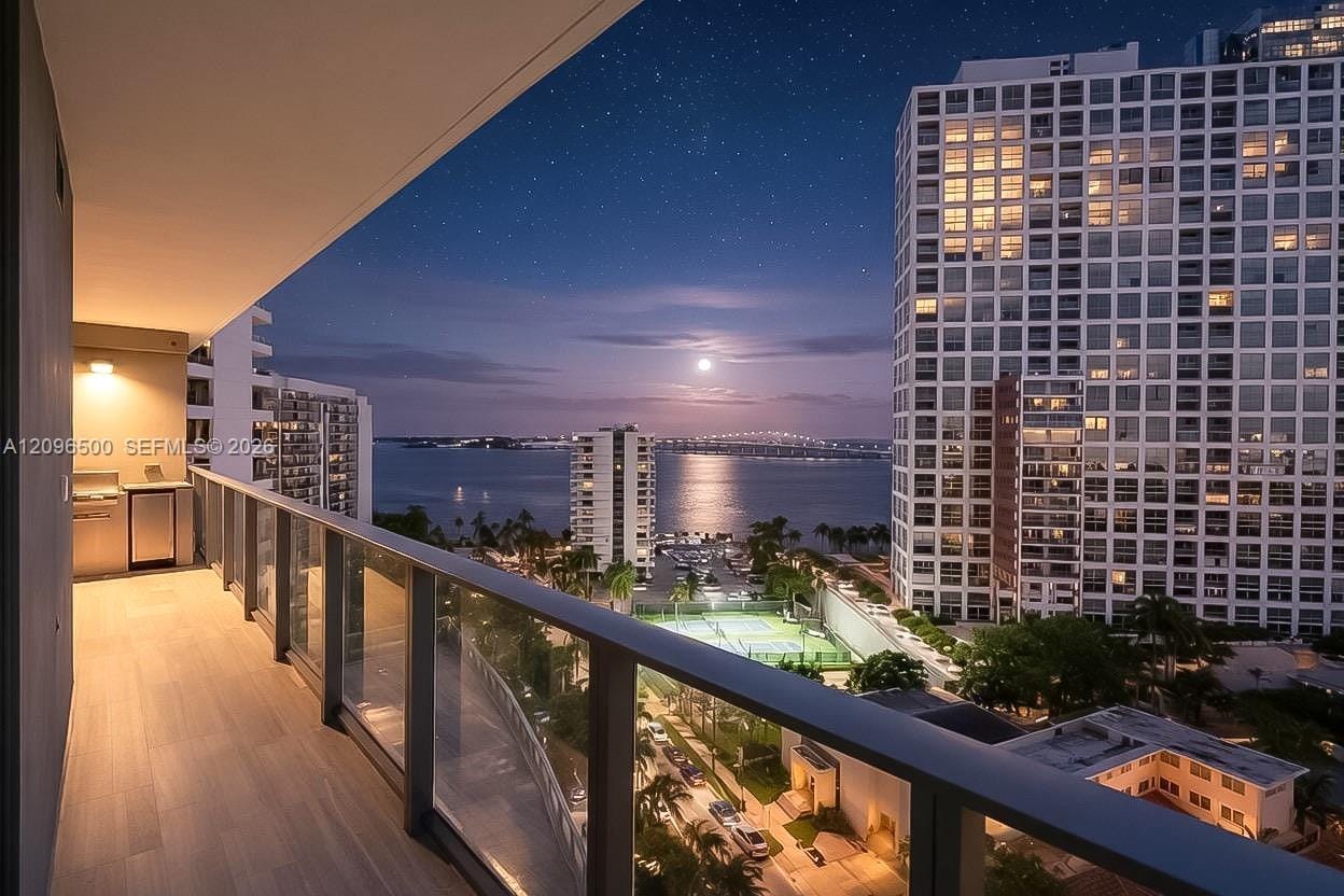 1451 Brickell Avenue 1404, Miami, FL 33131 photo 22