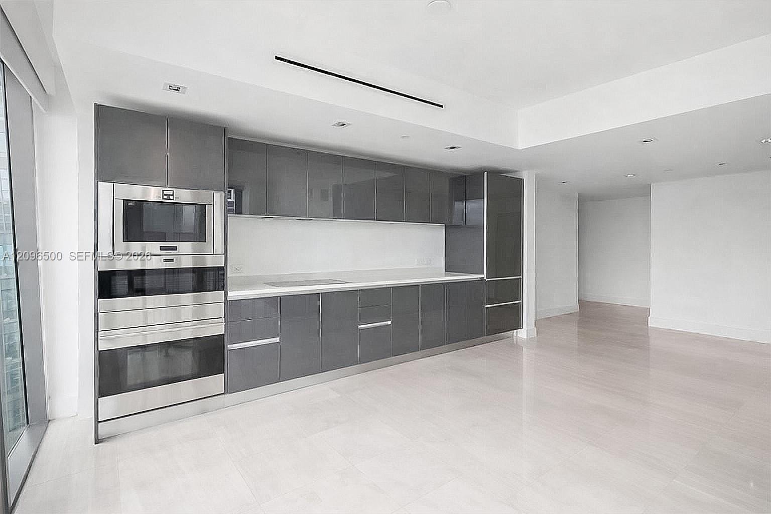 1451 Brickell Avenue 1404 — photo 8