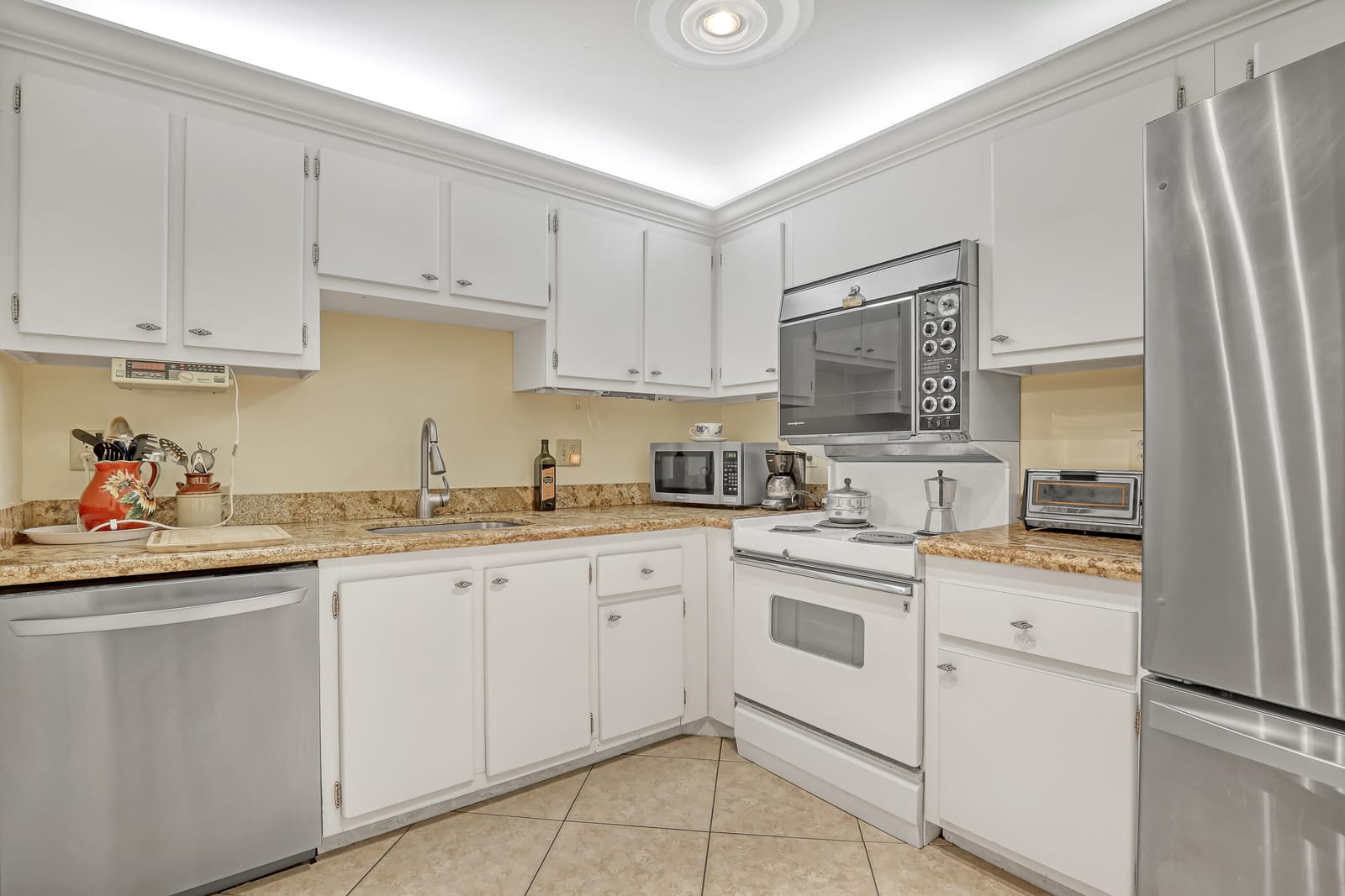 3589 S Ocean Boulevard 910, South Palm Beach, FL 33480 photo 19
