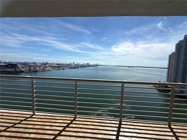 335 S Biscayne Boulevard 2509, Miami, FL 33131
