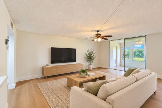 950 NW 80TH Avenue 104, Margate, FL 33063