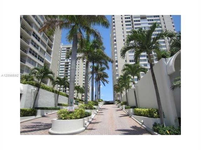 1880 S Ocean Drive 304, Hallandale Beach, FL 33009