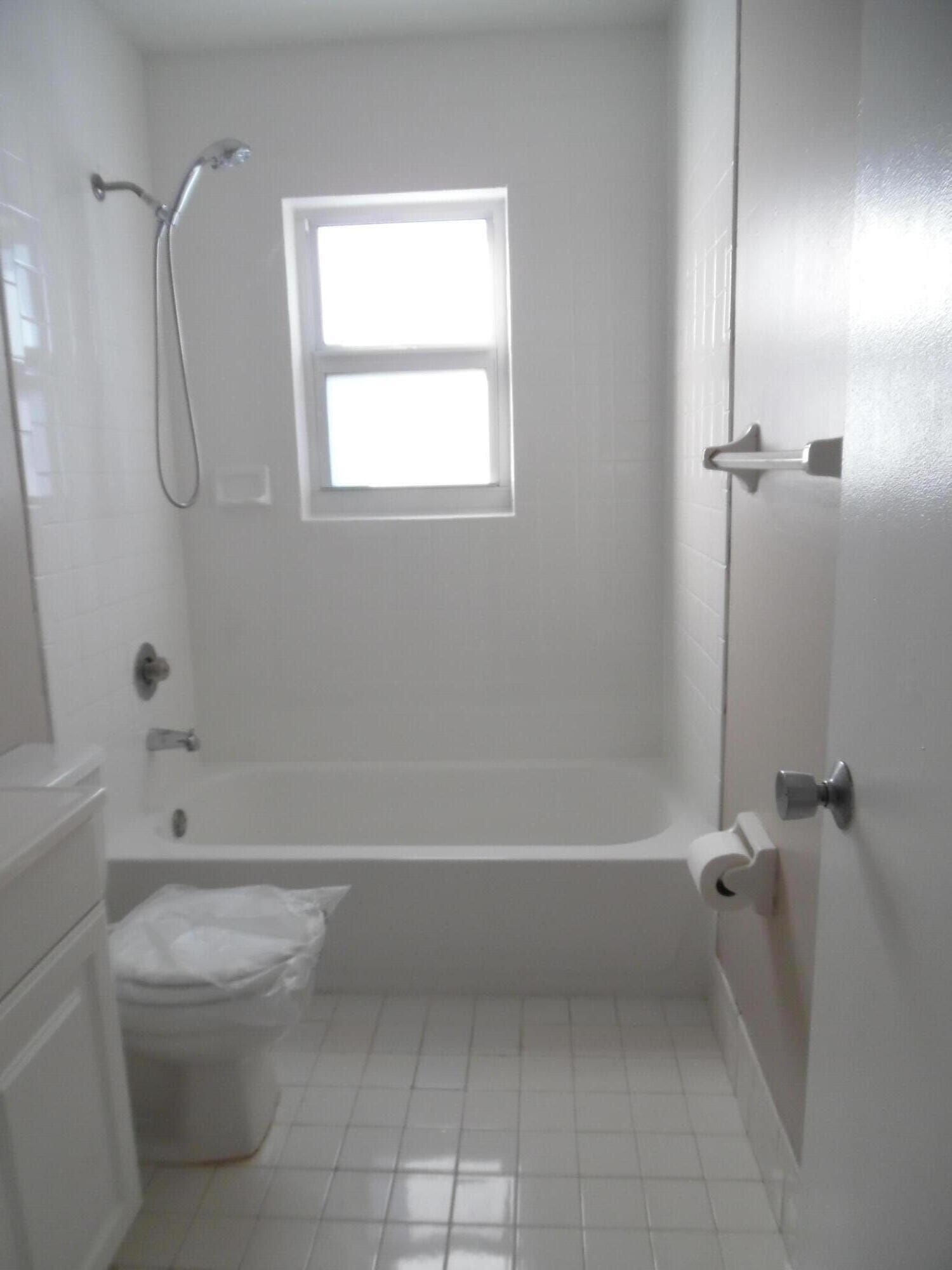 3986 Hernden Drive — photo 6