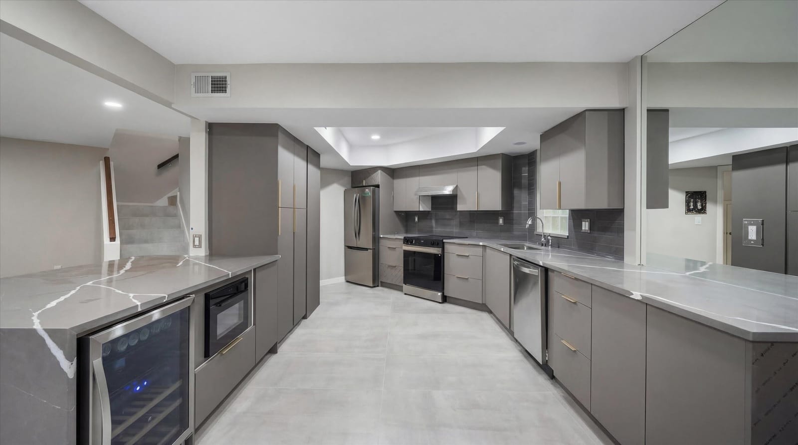 4348 Hazel Avenue Unit B — photo 6