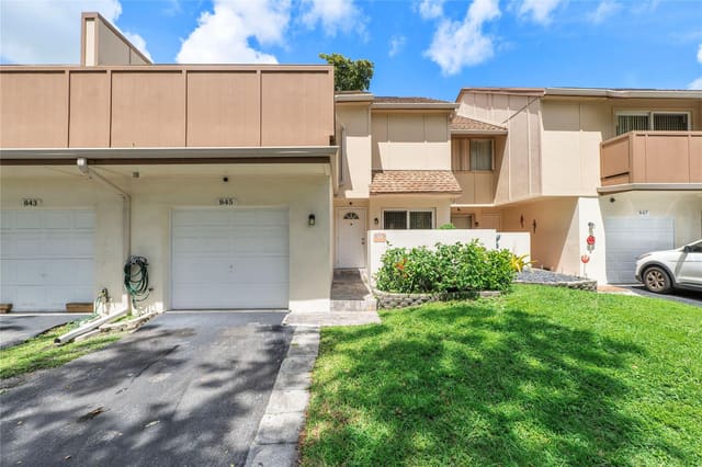 845 NW 80th Terrace 6, Plantation, FL 33324