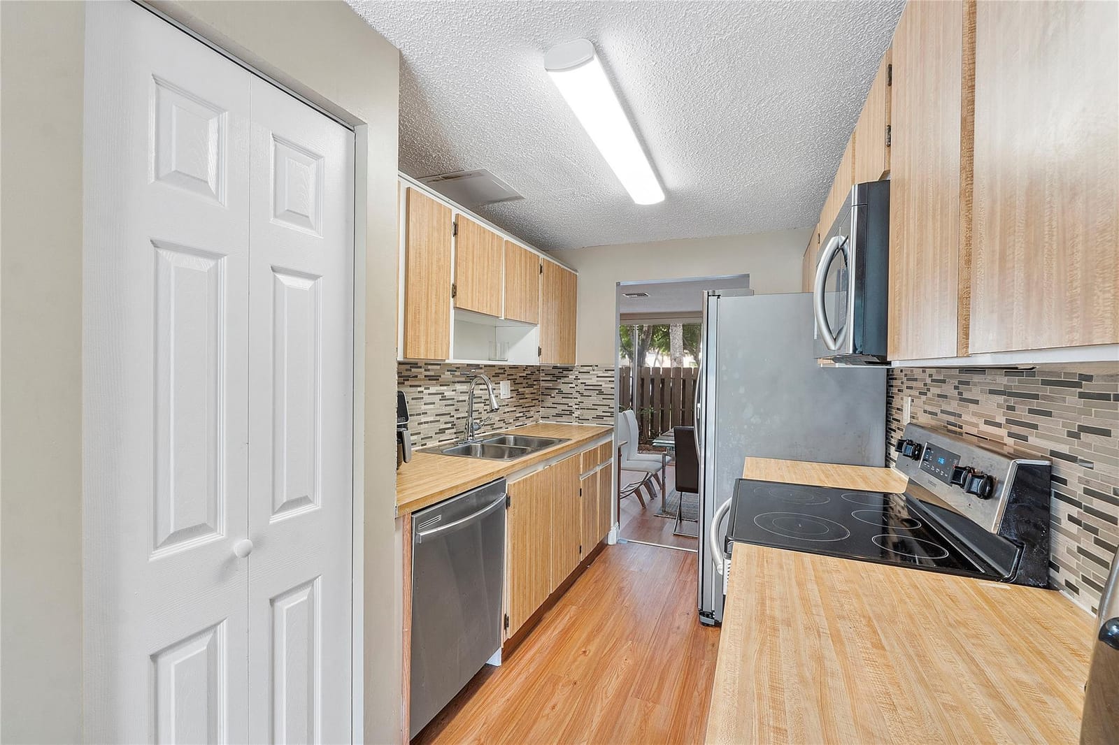 845 NW 80th Terrace 6 — photo 3