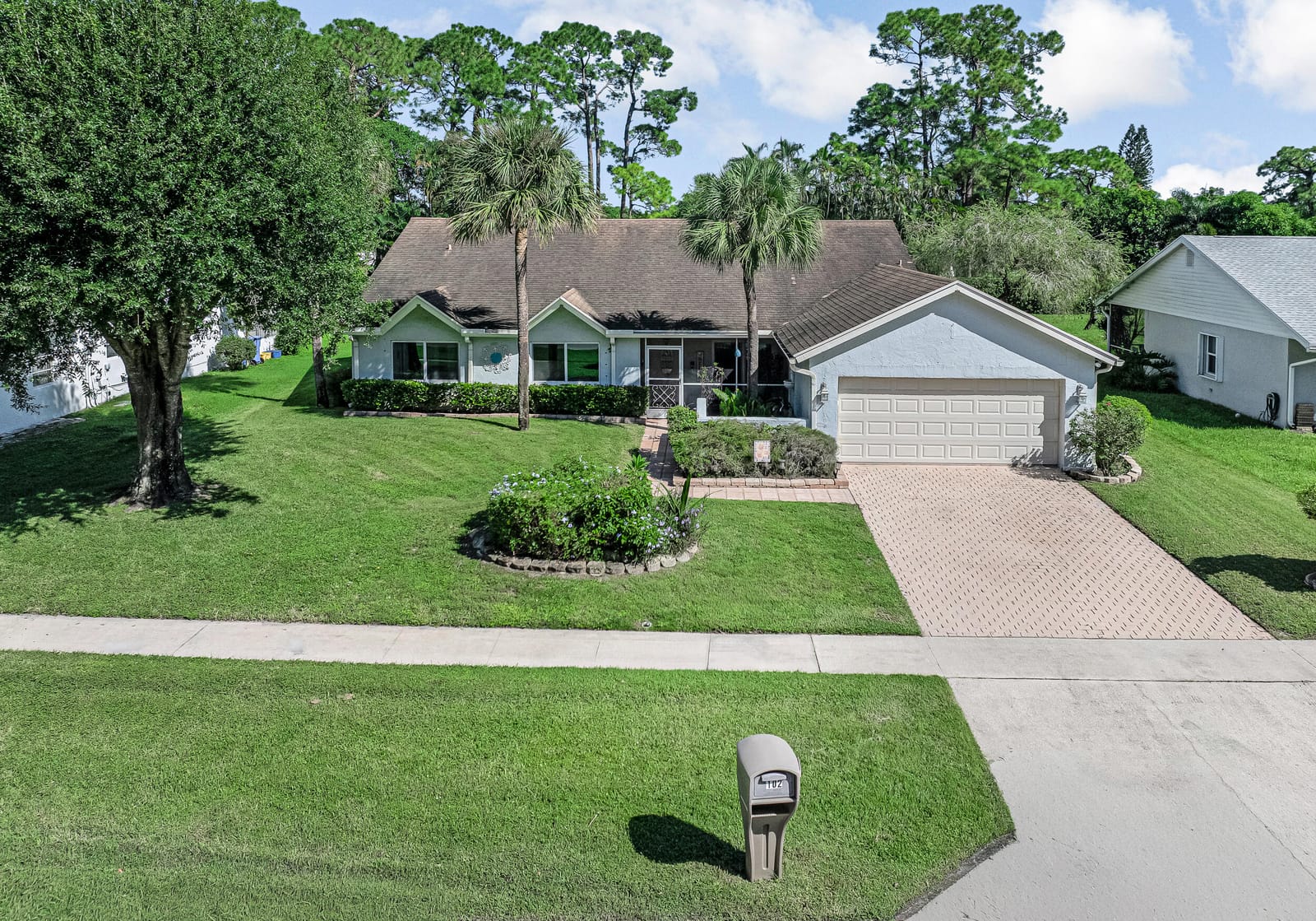 102 SEVILLA Avenue, Royal Palm Beach, FL 33411 photo 2