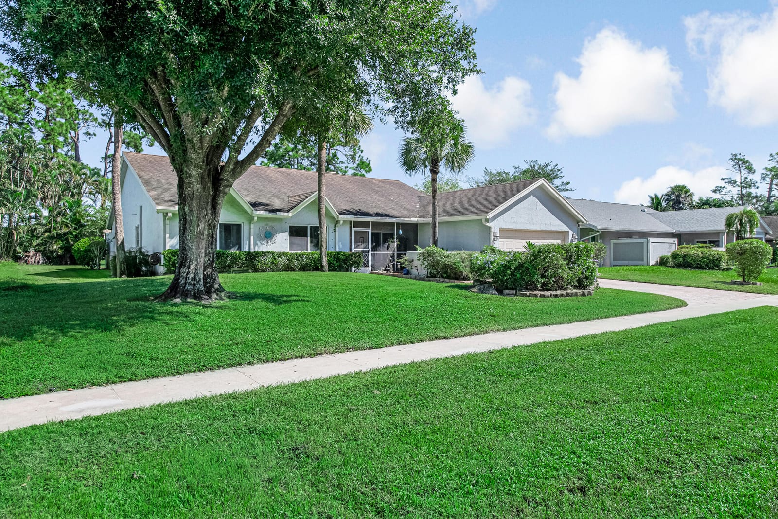102 SEVILLA Avenue, Royal Palm Beach, FL 33411 photo 3