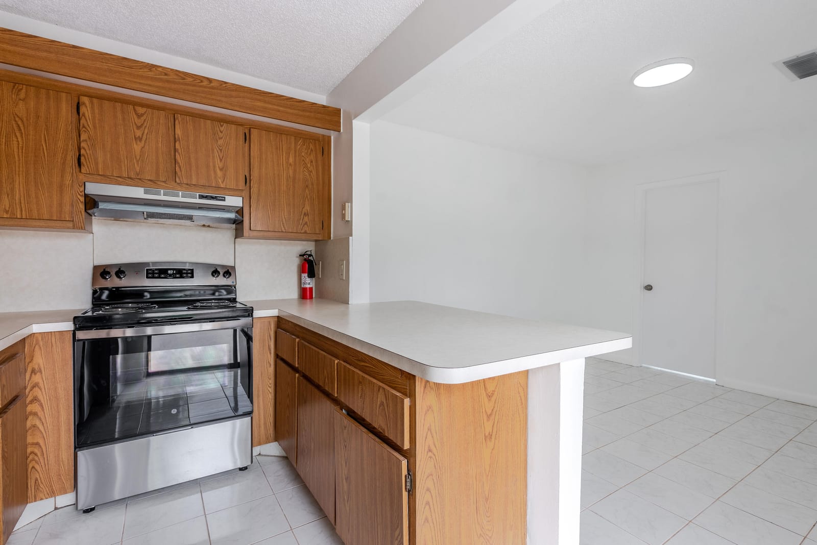 124 LAKE ARBOR Drive — photo 11