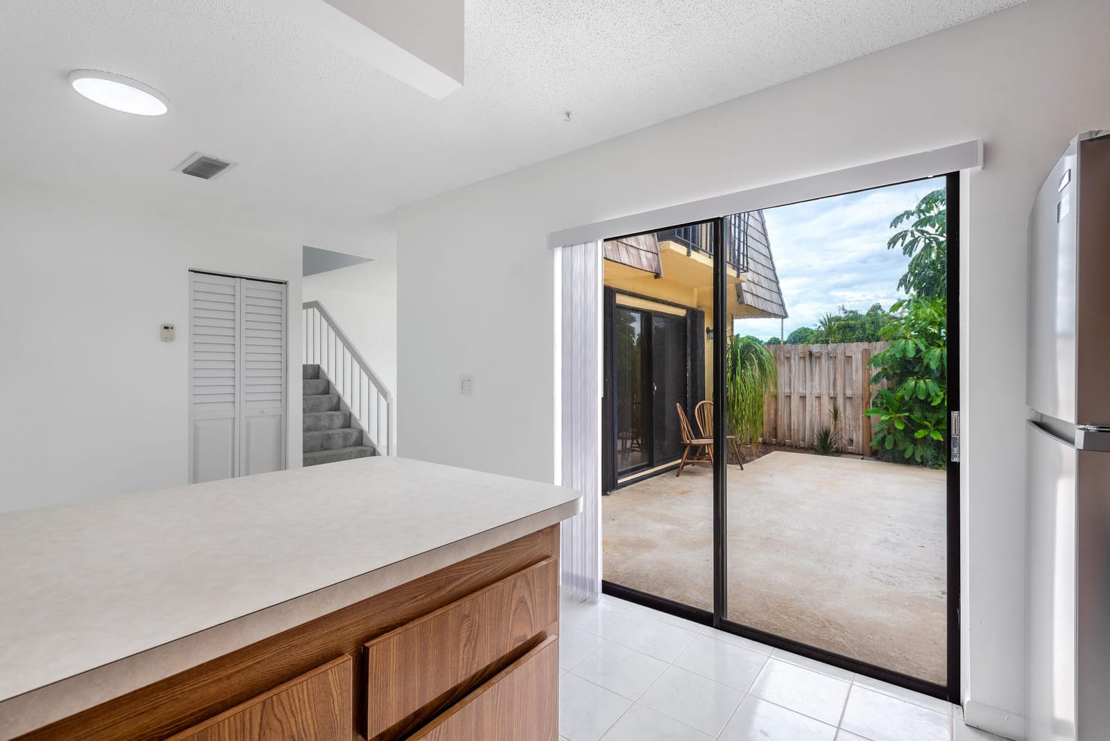 124 LAKE ARBOR Drive — photo 12