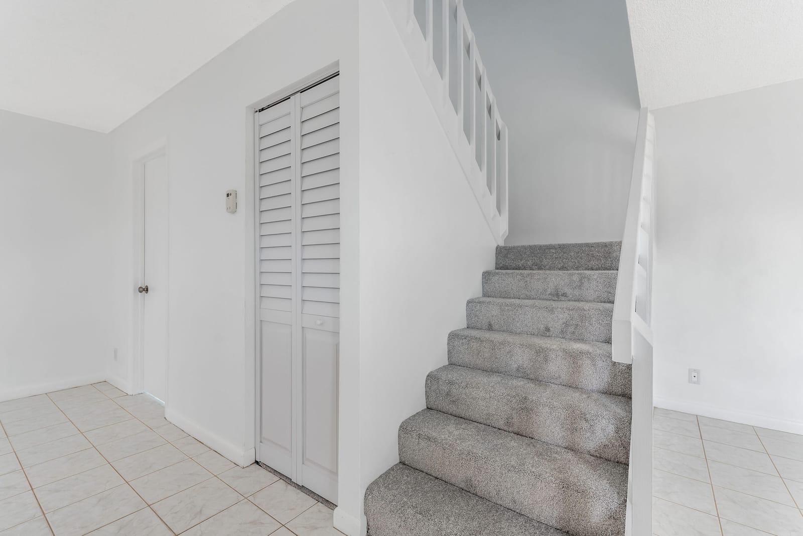 124 LAKE ARBOR Drive — photo 6