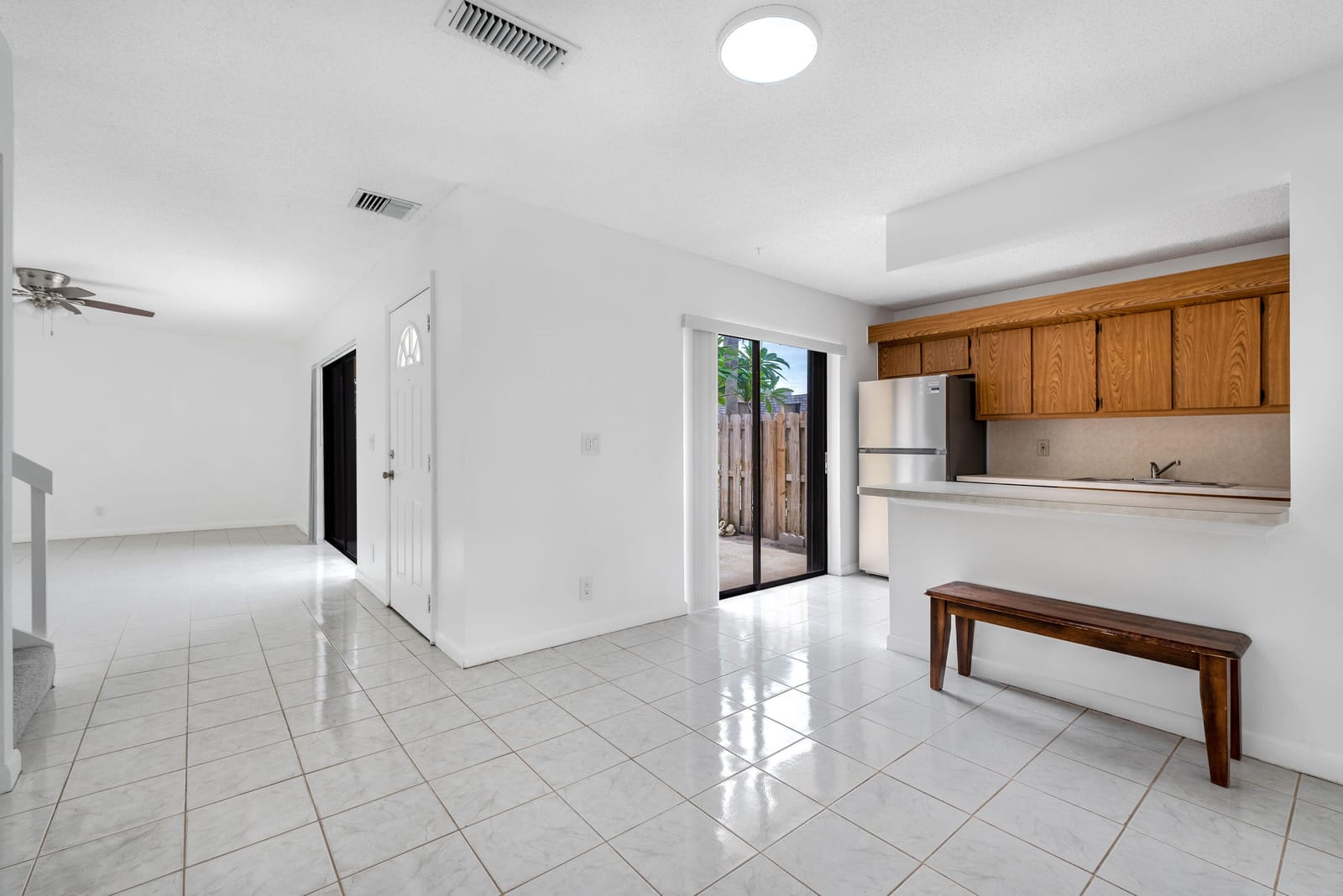 124 LAKE ARBOR Drive — photo 8
