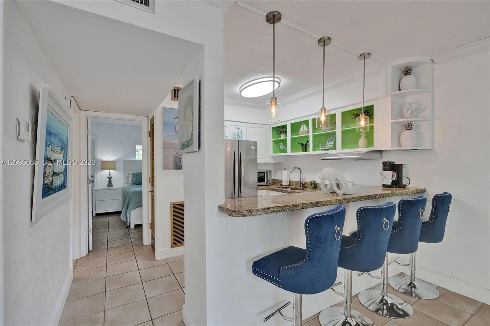 2124 NE 5th Avenue 107 — photo 12