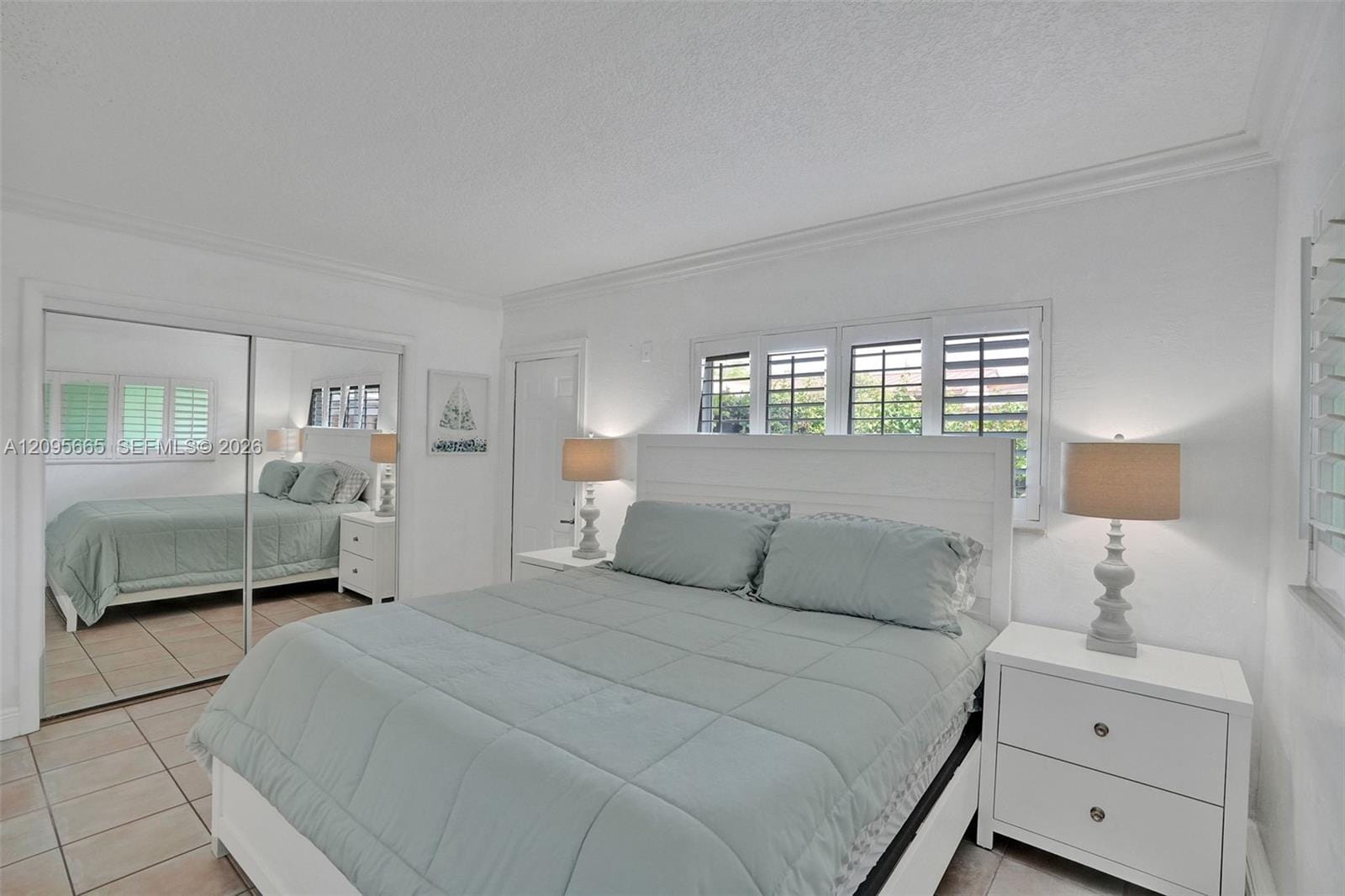 2124 NE 5th Avenue 107, Wilton Manors, FL 33305 photo 14