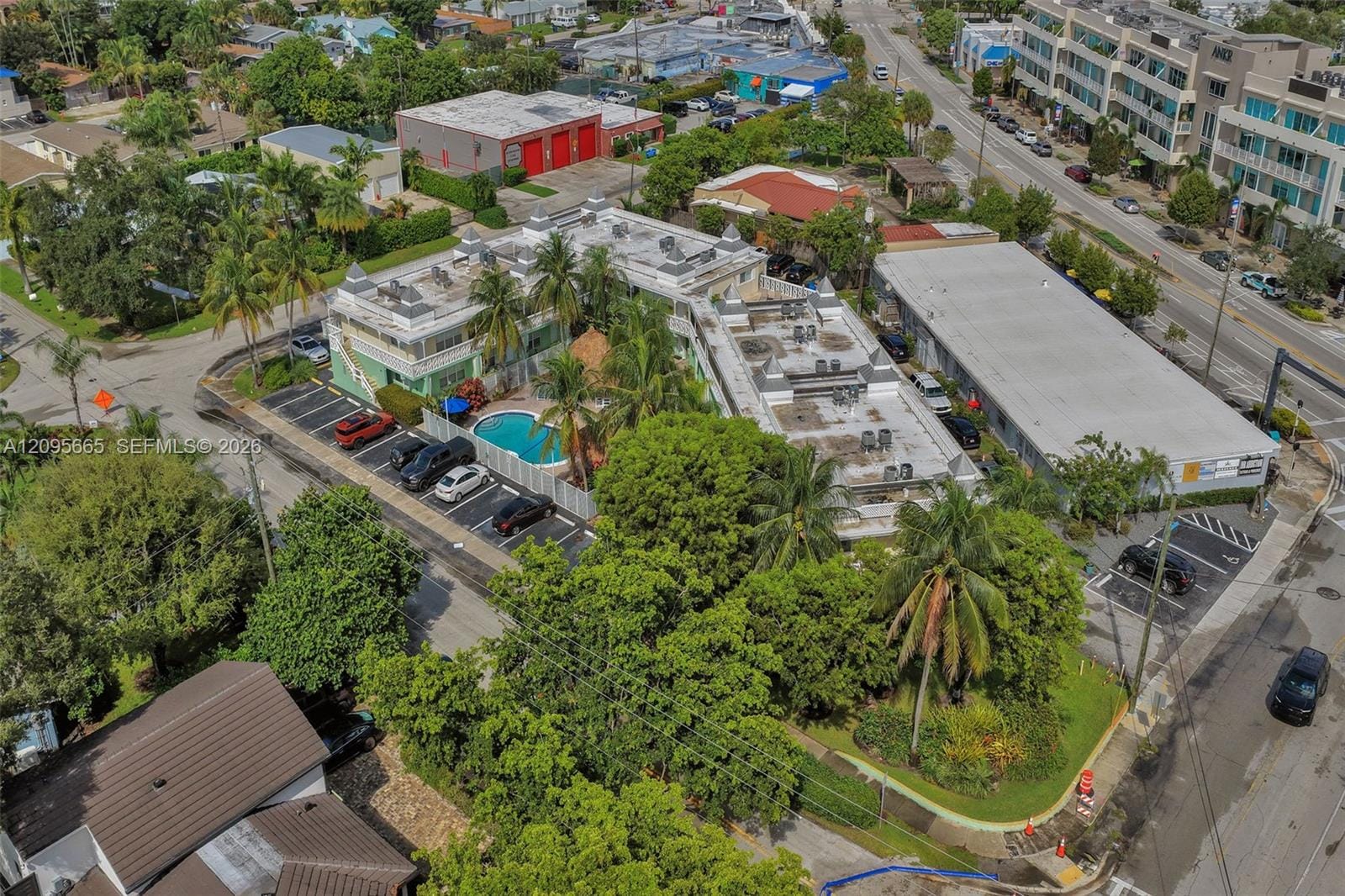 2124 NE 5th Avenue 107, Wilton Manors, FL 33305 photo 26