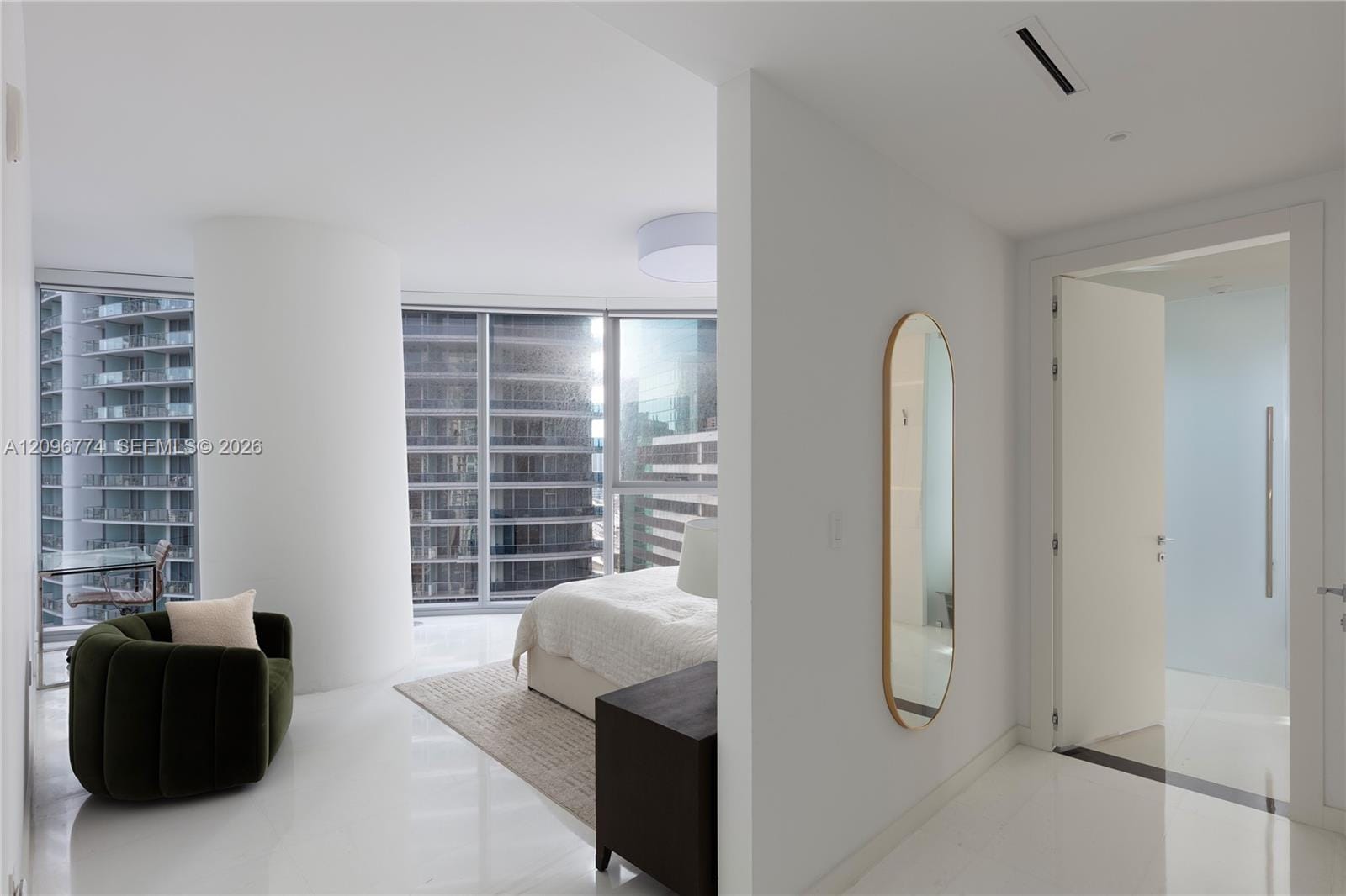 300 S Biscayne Blvd Way 2107, Miami, FL 33131 photo 5