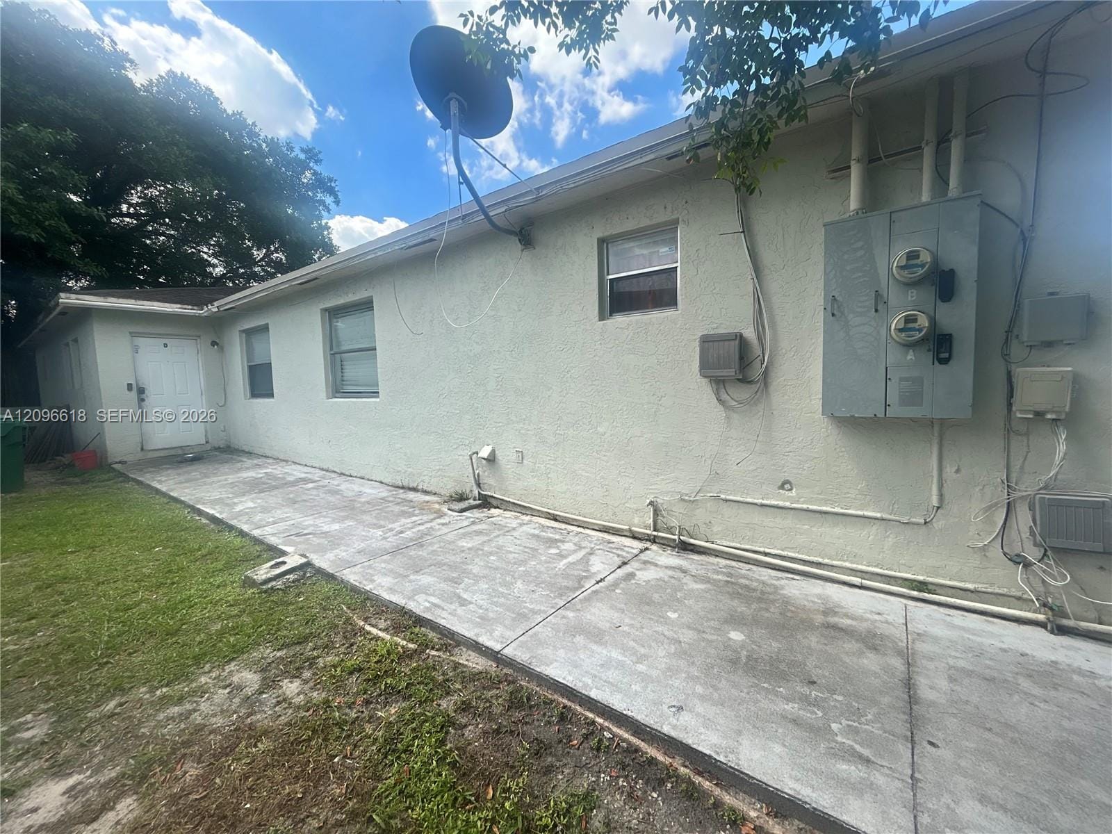 2800 NW 48th Street — photo 2