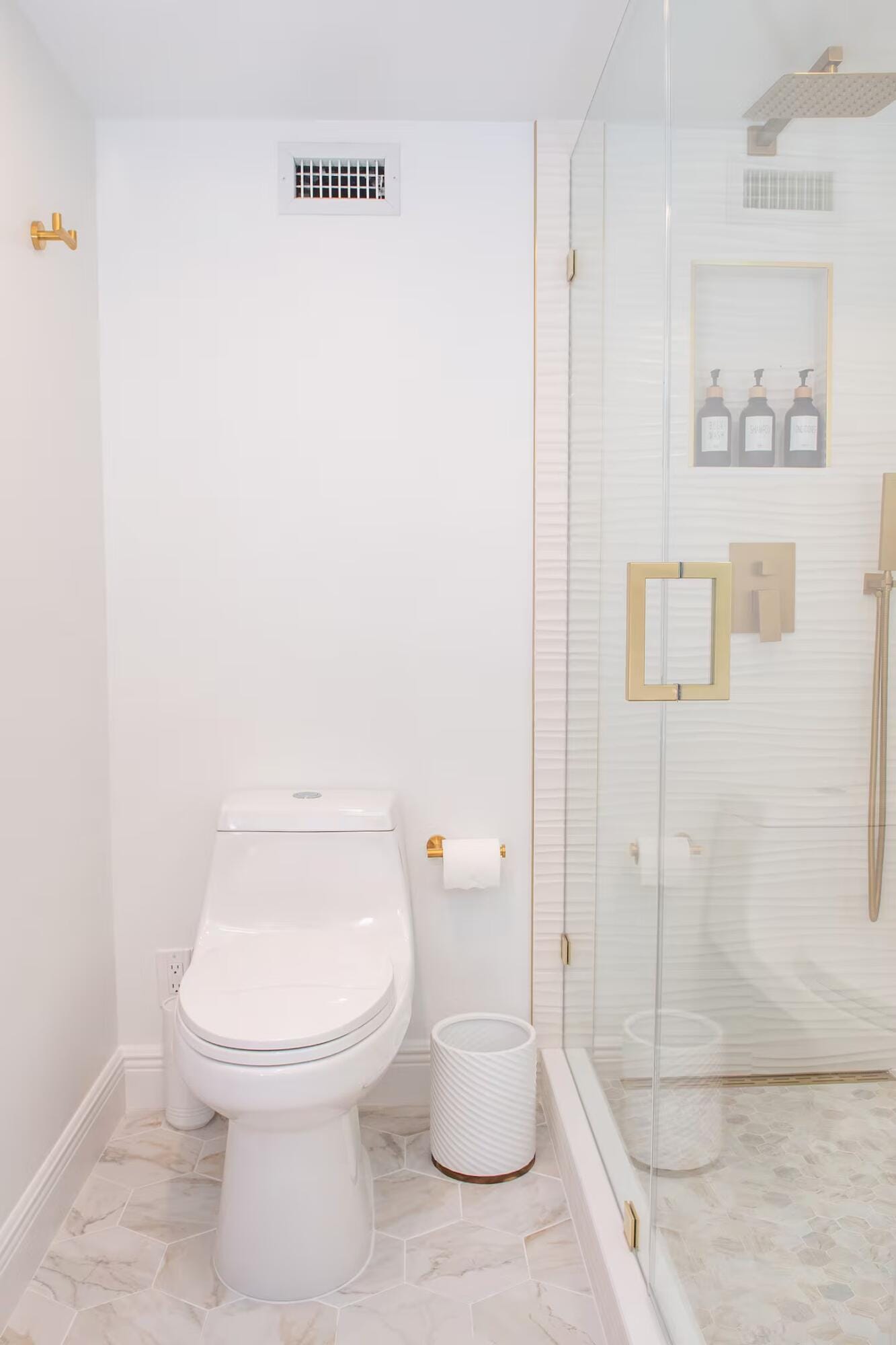 129 E HART Street — photo 9