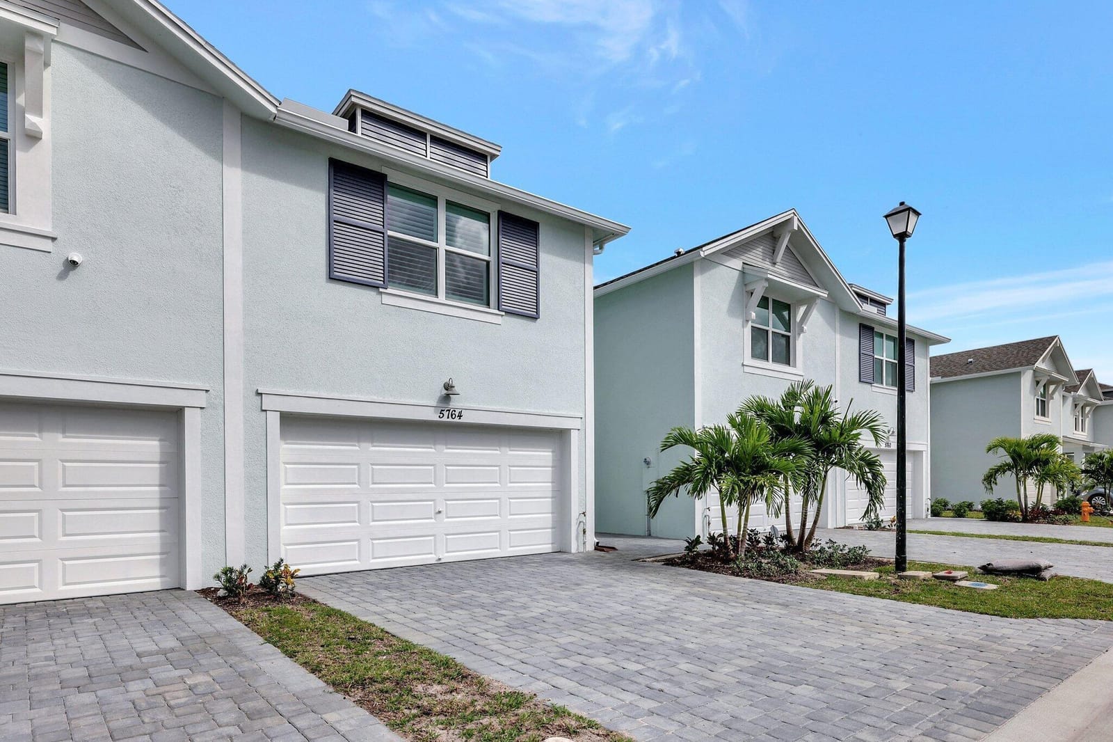 5764 SE EDGEWATER Circle, Stuart, FL 34997 photo 2