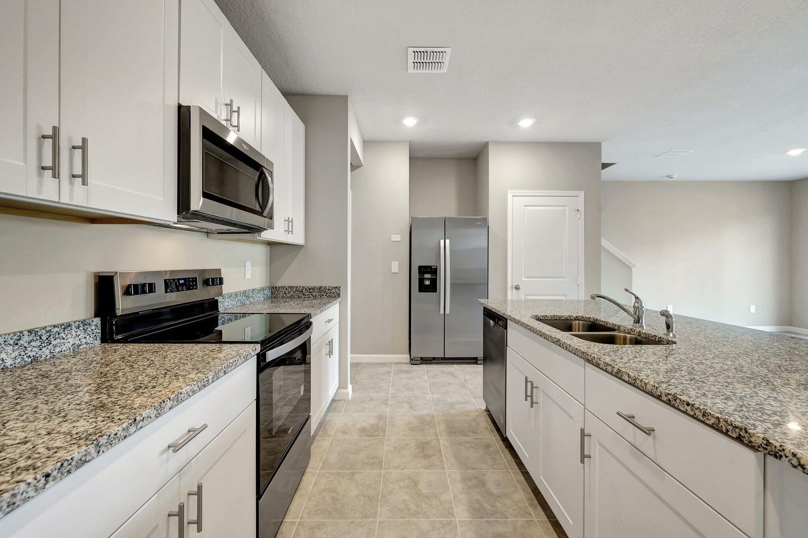 5764 SE EDGEWATER Circle, Stuart, FL 34997 photo 9