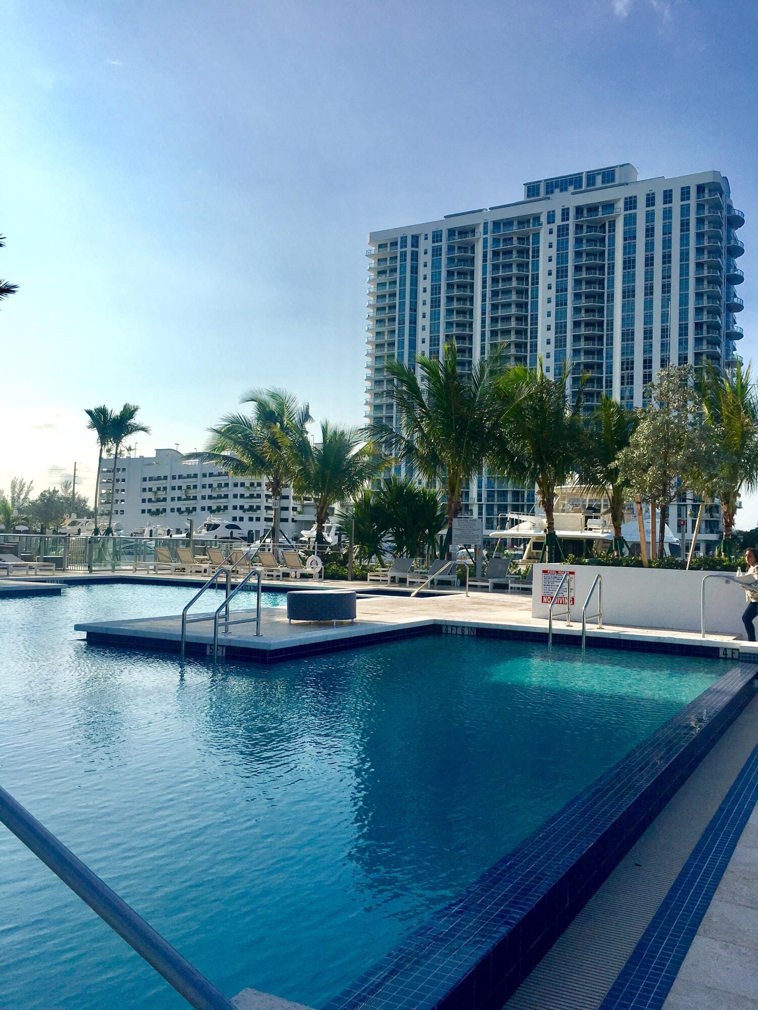 17111 BISCAYNE Boulevard 1903, North Miami Beach, FL 33160 photo 22