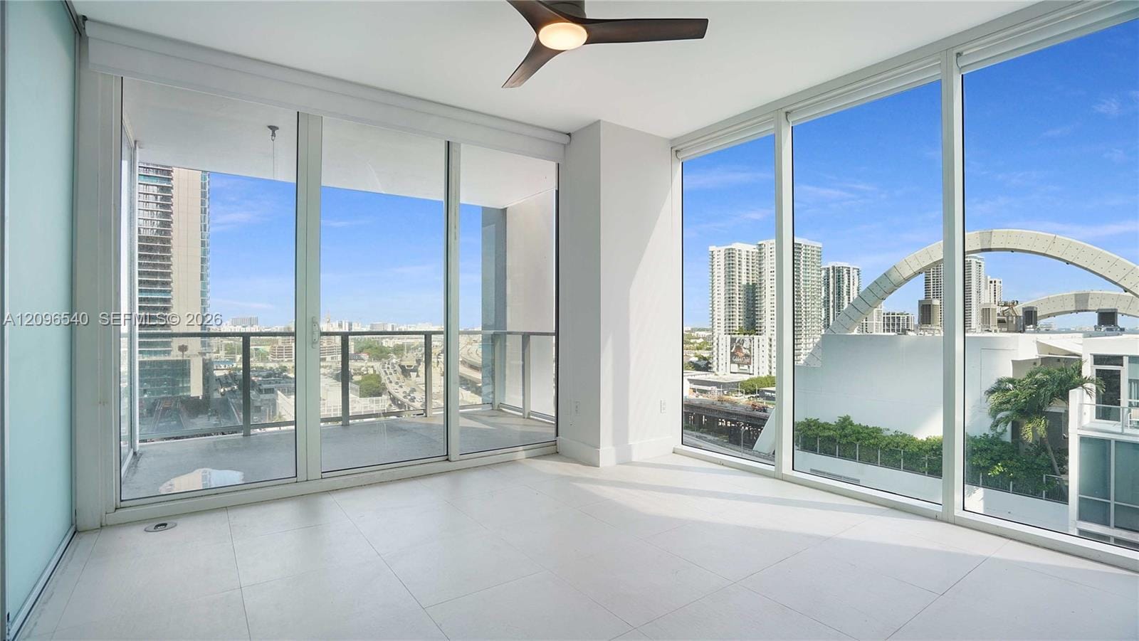1040 Biscayne Boulevard 1206 — photo 11