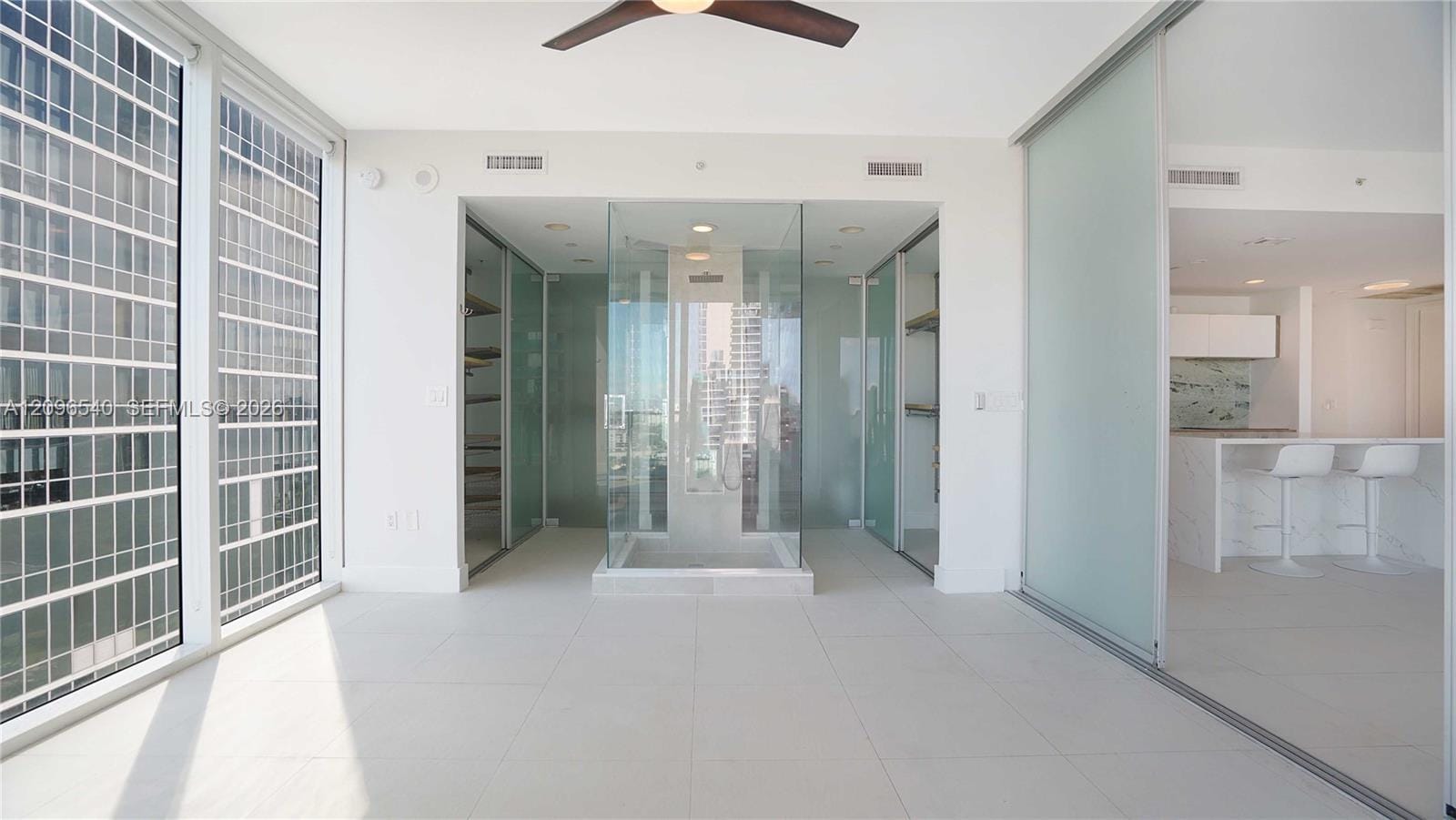 1040 Biscayne Boulevard 1206 — photo 12