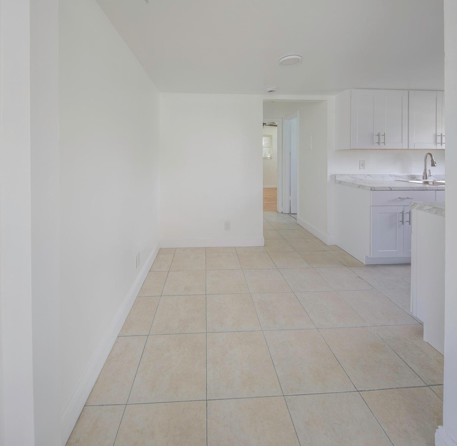 201 S J Street 12 — photo 4