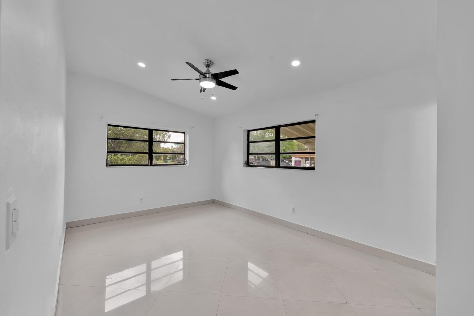 17551 NE 5th Avenue, North Miami Beach, FL 33162 photo 21