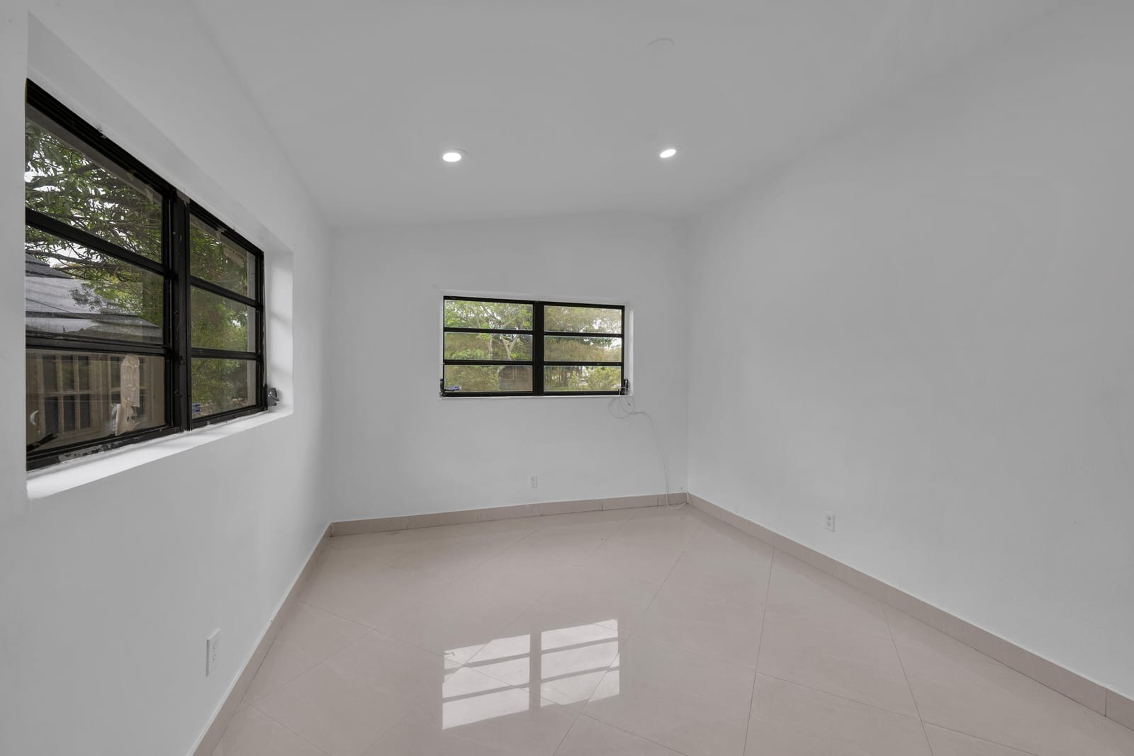 17551 NE 5th Avenue, North Miami Beach, FL 33162 photo 27