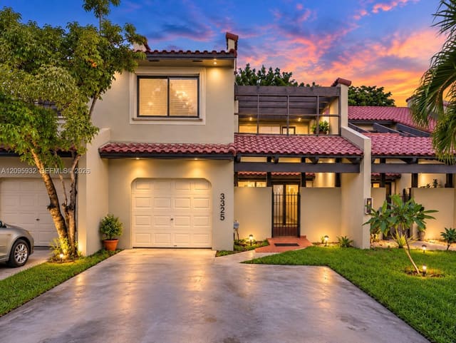 3325 Torremolinos Avenue C-44, Doral, FL 33178