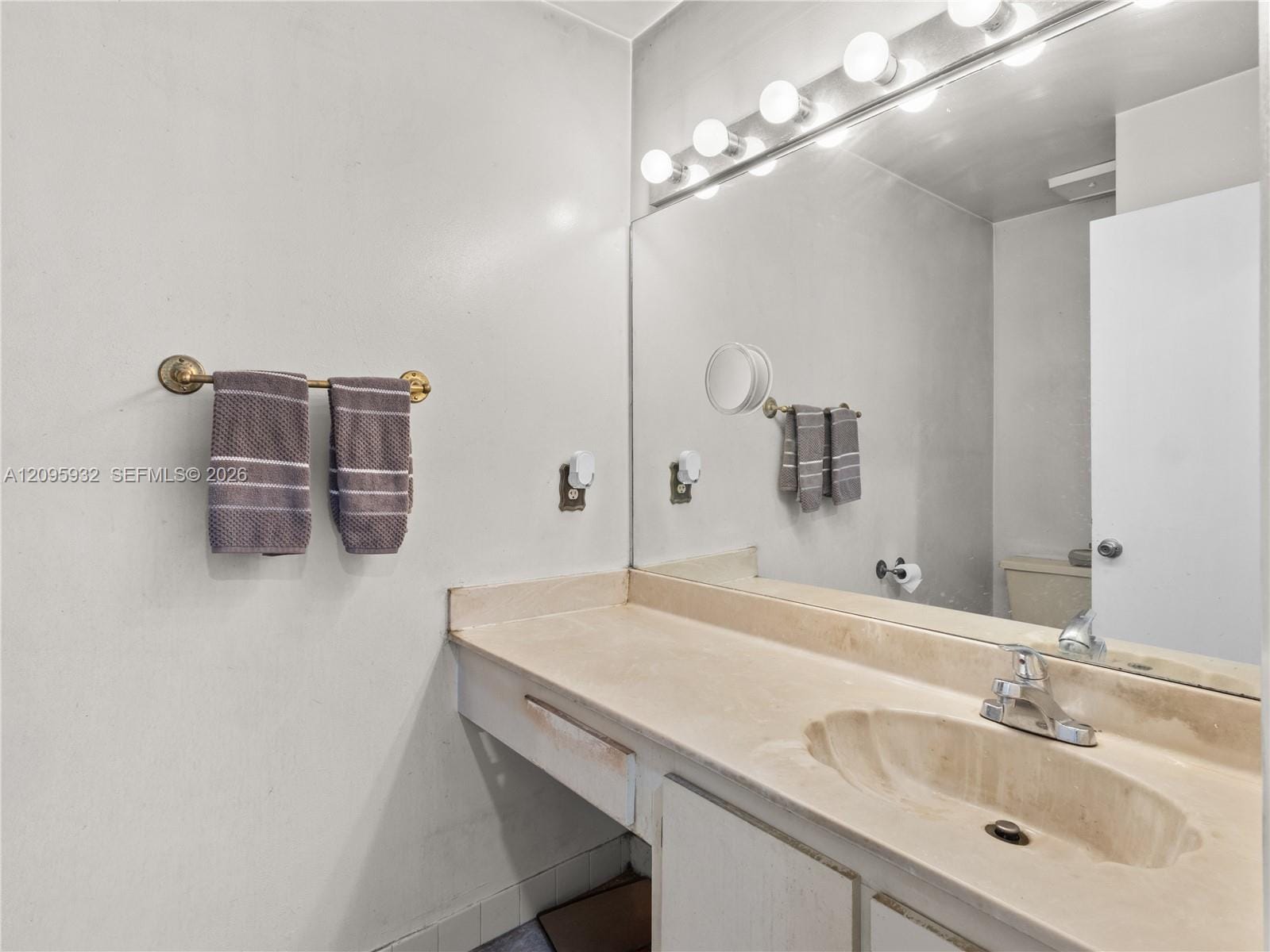 3325 Torremolinos Avenue C-44, Doral, FL 33178 photo 27