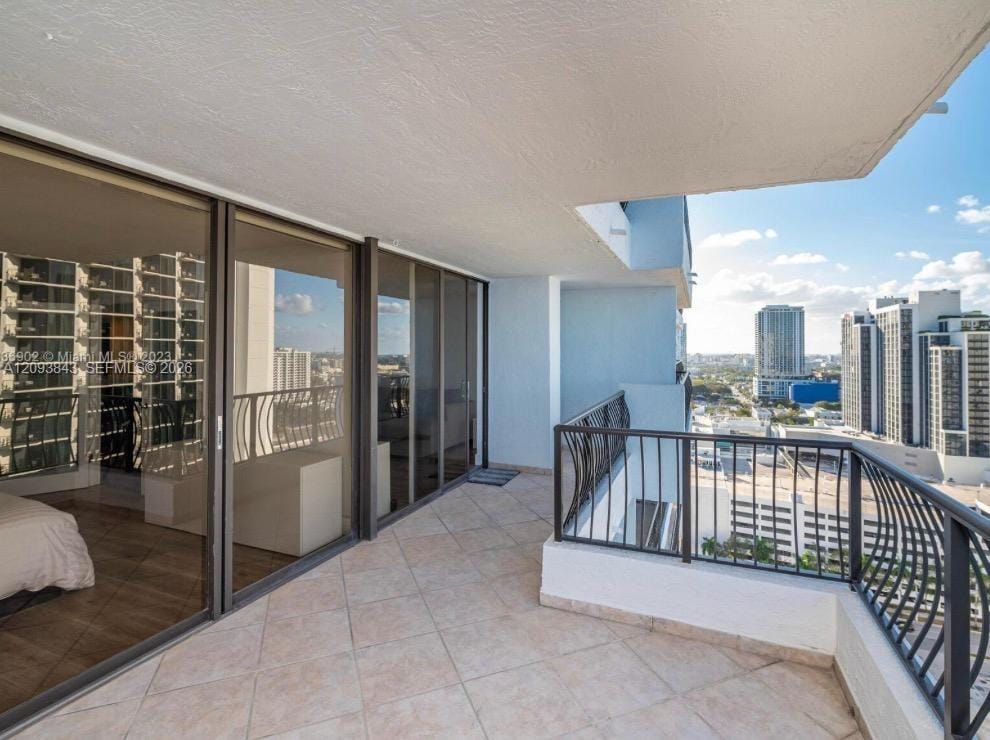 555 NE 15th Street 26E, Miami, FL 33132 photo 11