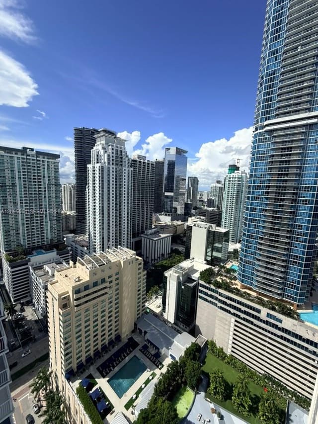 1200 Brickell Bay Drive 4220, Miami, FL 33131