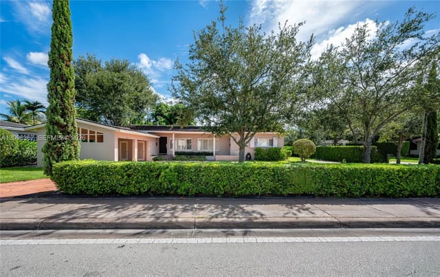 3635 S Le Jeune Road 3635, Coral Gables, FL 33134